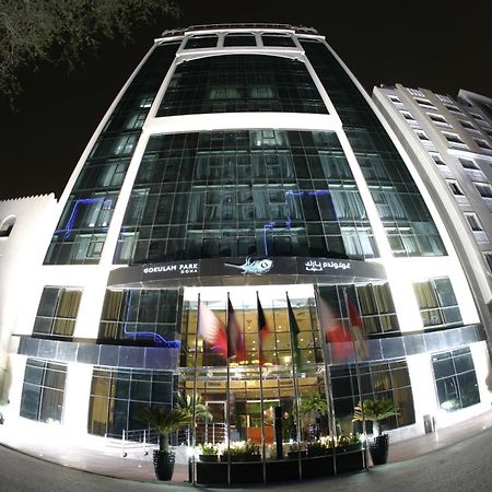 Gokulam Park Doha Hotel Bagian luar foto