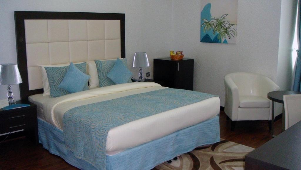 Gokulam Park Doha Hotel Bagian luar foto