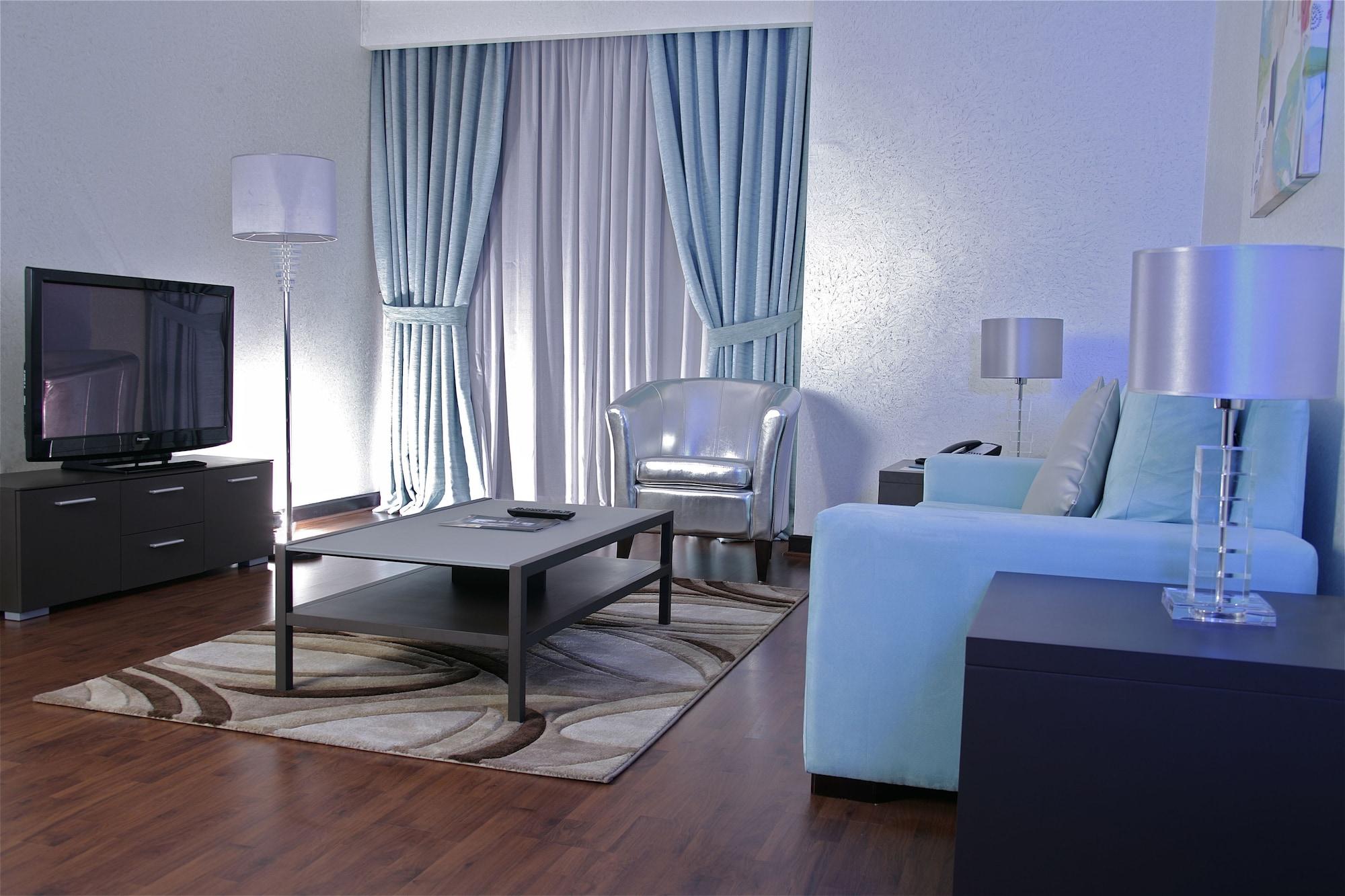 Gokulam Park Doha Hotel Bagian luar foto